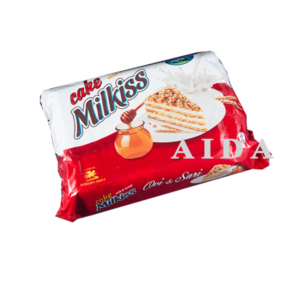 Ovi and Sari Cake Milk and Honey